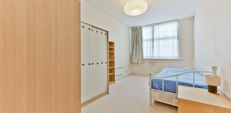 			NEW INSTRUCTION, 2 Bedroom, 1 bath, 1 reception Apartment			 Oxford Drive , London Bridge